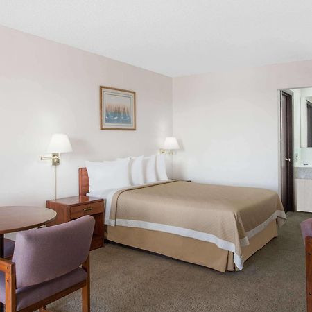 Days Inn By Wyndham Rock Springs Eksteriør billede