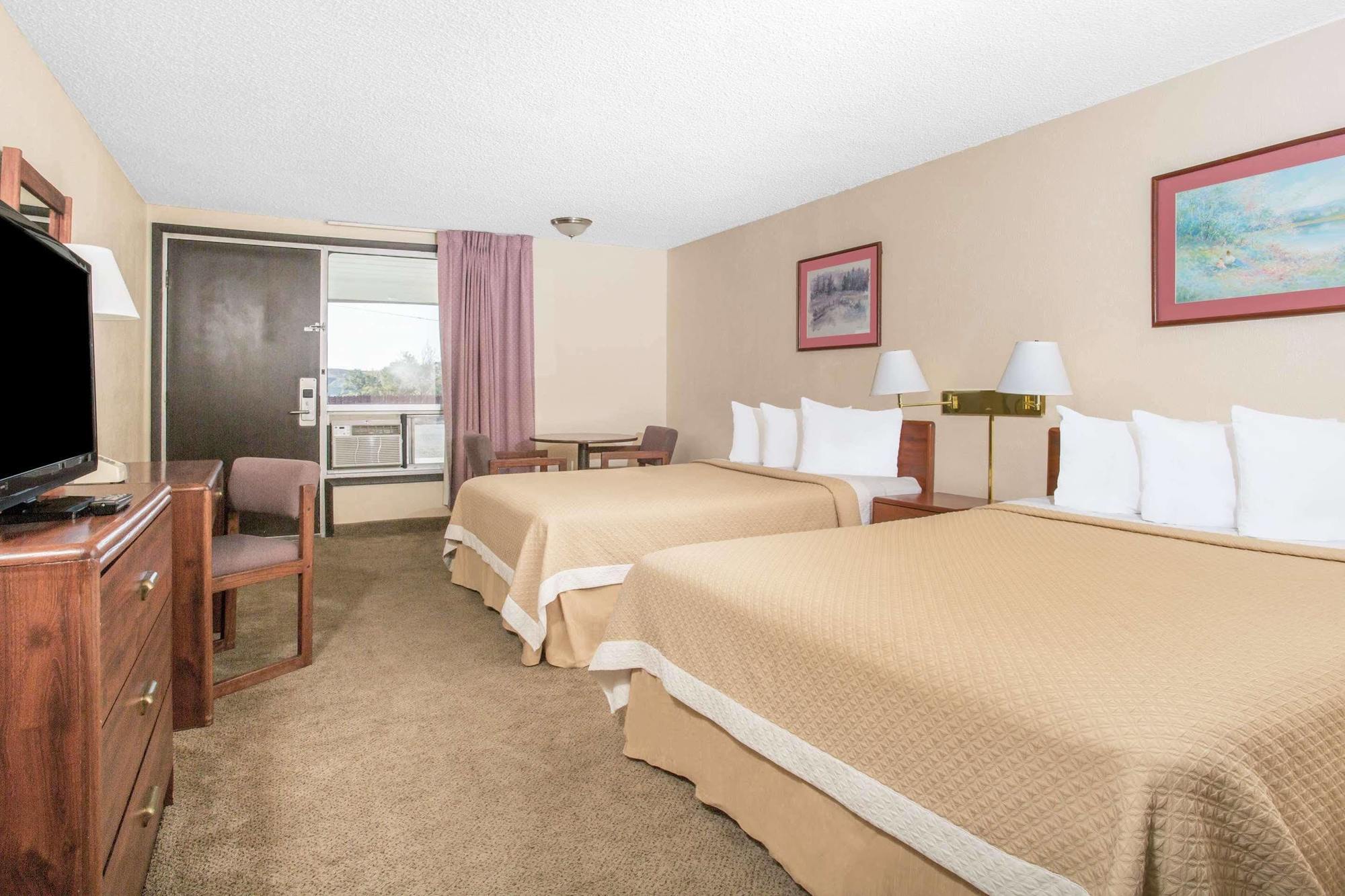 Days Inn By Wyndham Rock Springs Eksteriør billede